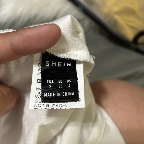 Plain white crop top - Picture 4 of 5